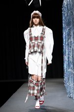 メミューズ 2018-19年秋冬コレクション - でんぱ組.inc 相沢梨紗が提案する学生スタイル｜写真23