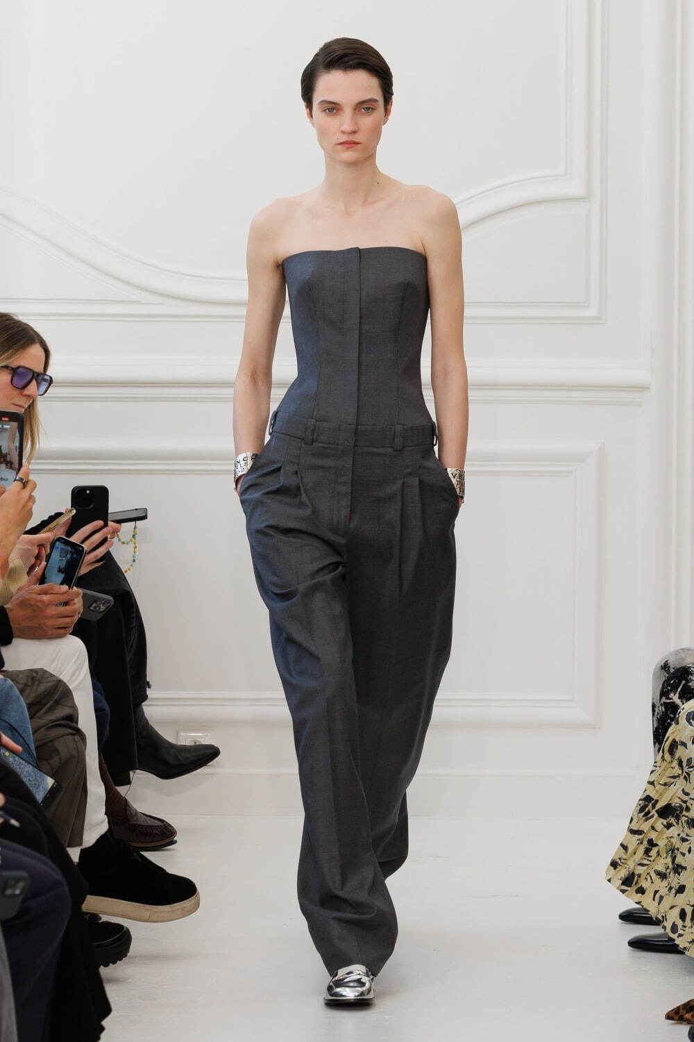 ジバンシィ(Givenchy) 2025-26年秋冬ウィメンズコレクション  - 写真14