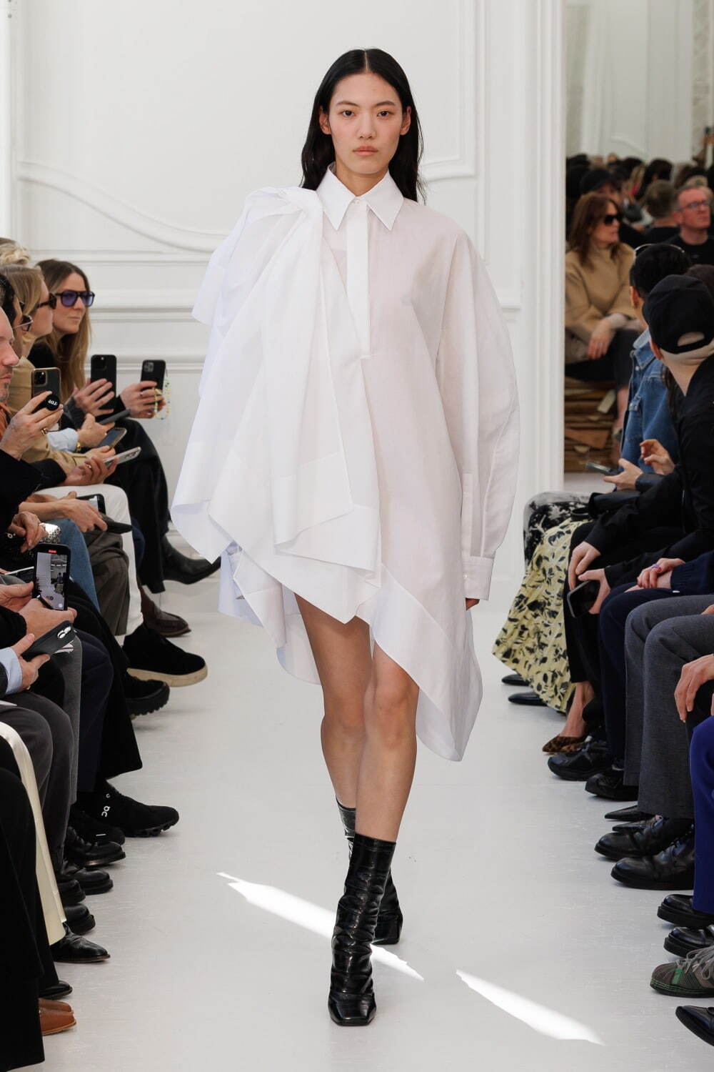 ジバンシィ(Givenchy) 2025-26年秋冬ウィメンズコレクション  - 写真23