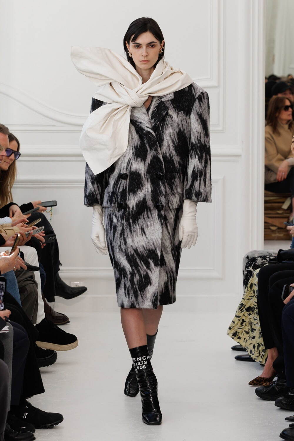 ジバンシィ(Givenchy) 2025-26年秋冬ウィメンズコレクション  - 写真24
