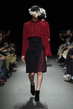 ミドラ 2018-19年秋冬コレクション - 羽ばたく鳥たちが誘う、非日常の世界｜写真4