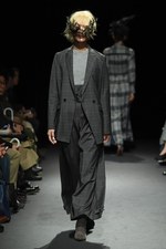 ミドラ 2018-19年秋冬コレクション - 羽ばたく鳥たちが誘う、非日常の世界｜写真16