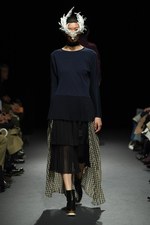 ミドラ 2018-19年秋冬コレクション - 羽ばたく鳥たちが誘う、非日常の世界｜写真41