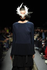 ミドラ 2018-19年秋冬コレクション - 羽ばたく鳥たちが誘う、非日常の世界｜写真42