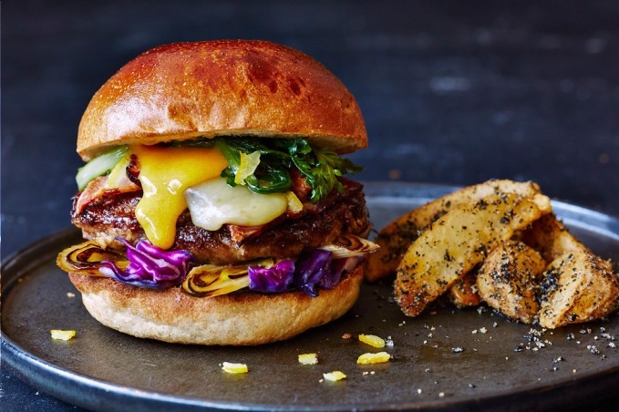 ルミネ｜J.S. バーガーズカフェの春限定メニュー、すき焼きバーガーやウメ＆ワサビサンドなど