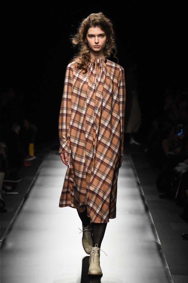 サポートサーフェス 2018-19年秋冬<span>コレクション</span> - 写真6