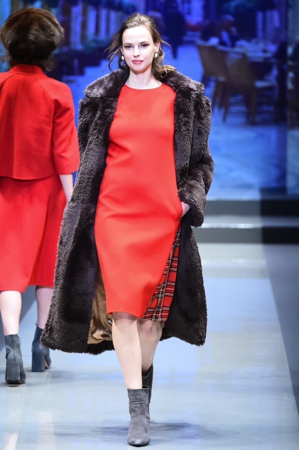 ユキ トリヰ インターナショナル 2018-19年秋冬<span>コレクション</span> - 写真2