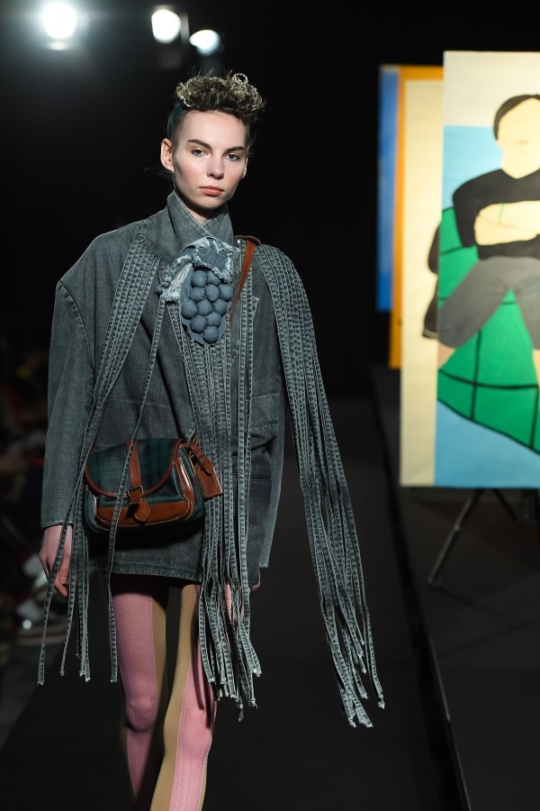 ジェニーファックス 2018-19年秋冬<span>コレクション</span> - 写真20