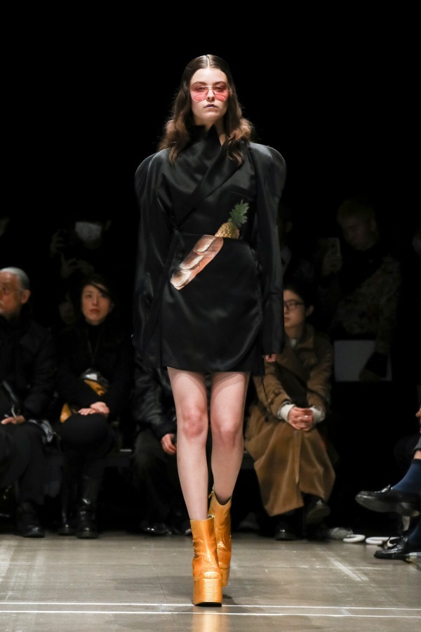 ケイスケヨシダ(KEISUKEYOSHIDA) 2018-19年秋冬ウィメンズコレクション  - 写真6