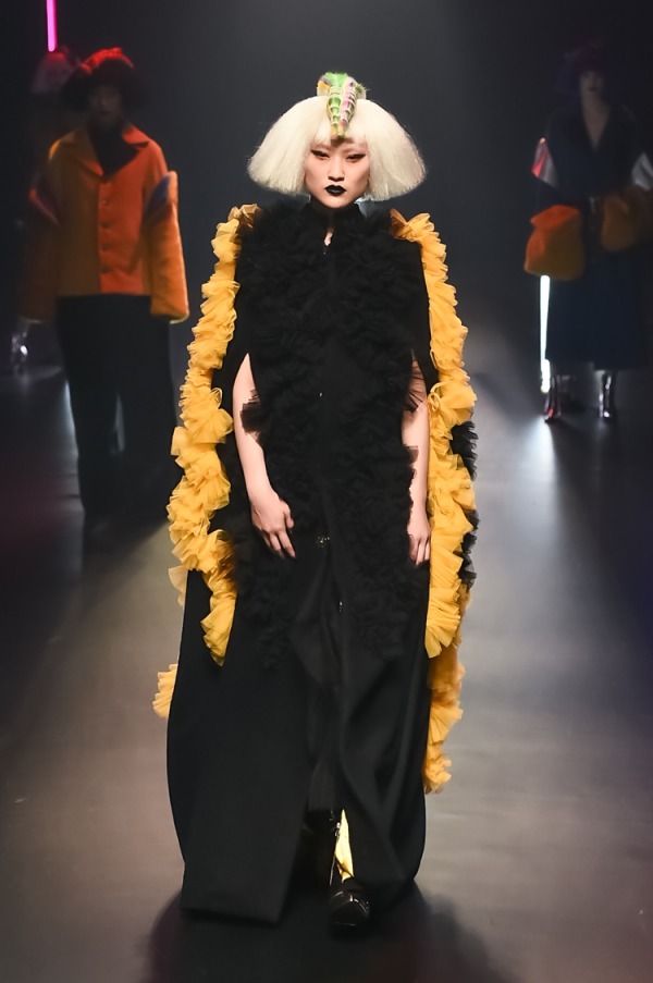 ヴィヴィアーノ 2018-19年秋冬<span>コレクション</span> - 写真1