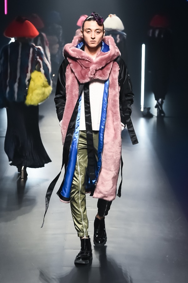 ヴィヴィアーノ 2018-19年秋冬<span>コレクション</span> - 写真14