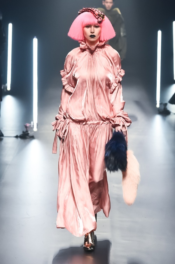 ヴィヴィアーノ 2018-19年秋冬<span>コレクション</span> - 写真16