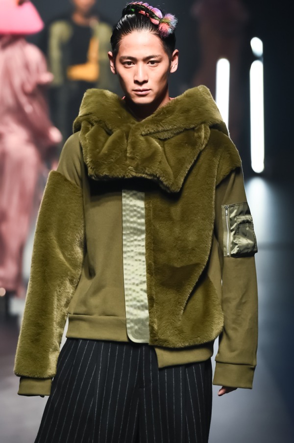 ヴィヴィアーノ 2018-19年秋冬<span>コレクション</span> - 写真19