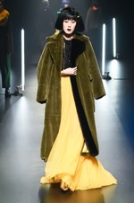 ヴィヴィアンノ スー 2018秋冬コレクション - 宇宙に遣いし者たちの溢れるパワー｜写真24