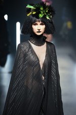 ヴィヴィアンノ スー 2018秋冬コレクション - 宇宙に遣いし者たちの溢れるパワー｜写真31