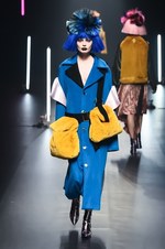 ヴィヴィアンノ スー 2018秋冬コレクション - 宇宙に遣いし者たちの溢れるパワー｜写真34