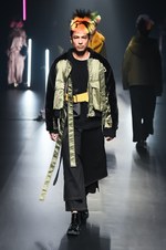 ヴィヴィアンノ スー 2018秋冬コレクション - 宇宙に遣いし者たちの溢れるパワー｜写真51