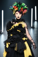 ヴィヴィアンノ スー 2018秋冬コレクション - 宇宙に遣いし者たちの溢れるパワー｜写真60