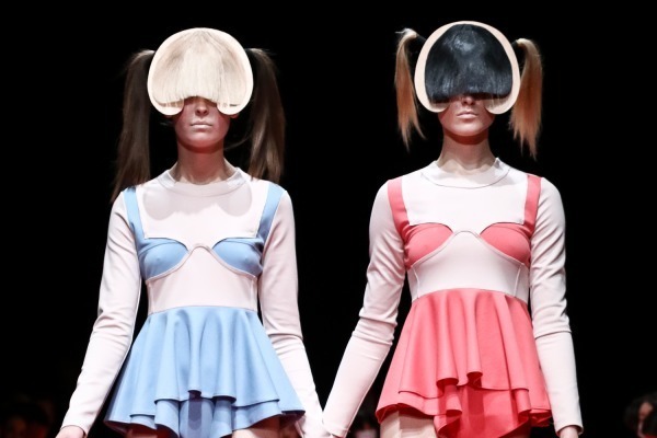 2018-19年秋冬東京コレクション｜リョウタムラカミ 2018-19年秋冬コレクション - 大阪のおばちゃん×ガーリーの楽しい着こなし