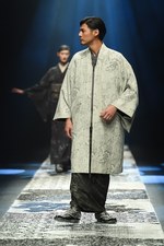 ジョウタロウ サイトウ 2018-19年秋冬コレクション - 現代的なアプローチで模索する和装の未来｜写真54