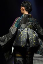 ジョウタロウ サイトウ 2018-19年秋冬コレクション - 現代的なアプローチで模索する和装の未来｜写真70