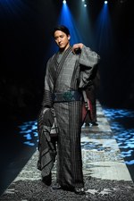 ジョウタロウ サイトウ 2018-19年秋冬コレクション - 現代的なアプローチで模索する和装の未来｜写真78