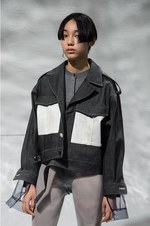 ヨウヘイ オオノ 2018-19年秋冬コレクション - 空間に溶け込む“プロダクト”としての服｜写真7