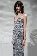 ヨウヘイ オオノ 2018-19年秋冬コレクション - 空間に溶け込む“プロダクト”としての服｜写真15