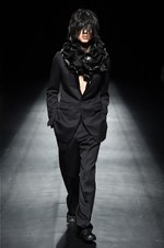 エンハンス 2018-19年秋冬コレクション - 体内に渦巻く潜在的な“かっこ良さ”を引き出す｜写真1