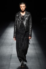 エンハンス 2018-19年秋冬コレクション - 体内に渦巻く潜在的な“かっこ良さ”を引き出す｜写真13