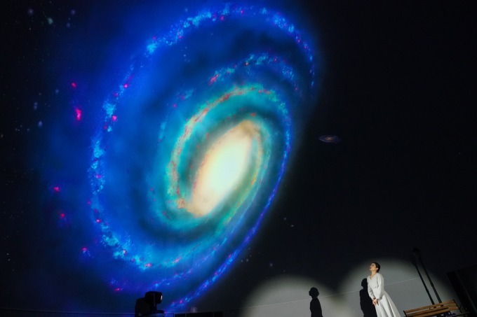新プラネタリウム「コニカミノルタプラネタリア TOKYO」が有楽町に、体験型VRアトラクションも｜写真3