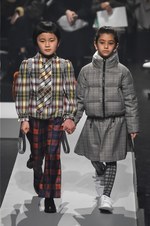 グローバルワーク 2018-19年秋冬コレクション - 地球と民族とファッションと｜写真32