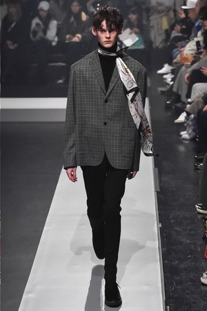 グローバルワーク 2018-19年秋冬コレクション - 地球と民族とファッションと｜写真1