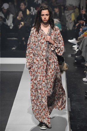 グローバルワーク 2018-19年秋冬コレクション - 地球と民族とファッションと｜写真26