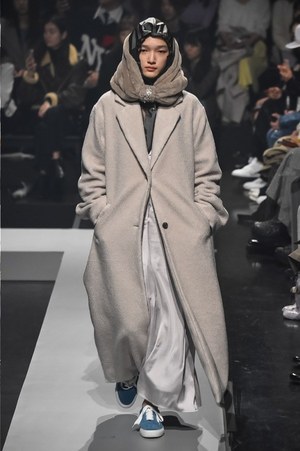 グローバルワーク 2018-19年秋冬コレクション - 地球と民族とファッションと｜写真38