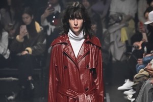 グローバルワーク 2018-19年秋冬コレクション - 地球と民族とファッションと