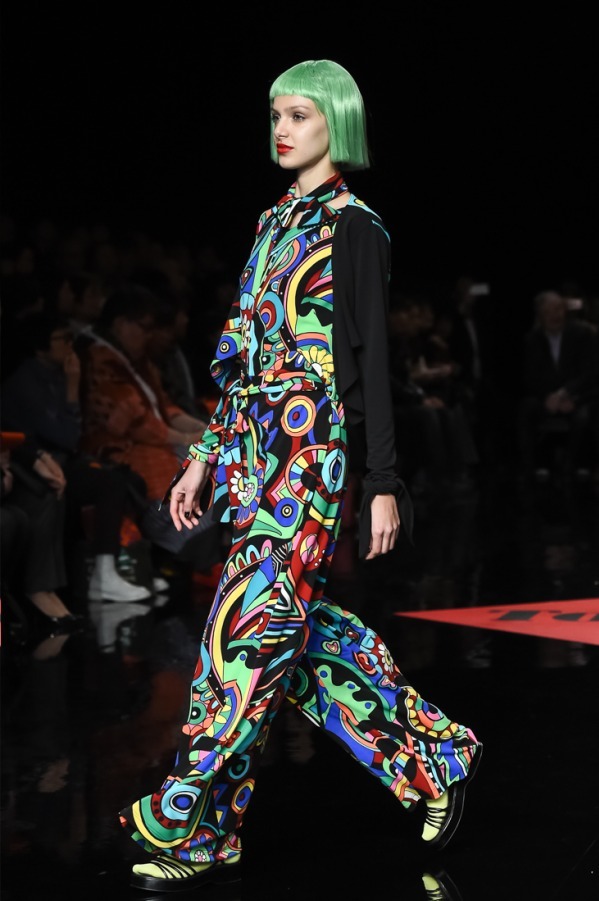トクコ・プルミエヴォル 2018-19年秋冬<span>コレクション</span> - 写真17