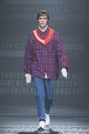 ハレ(HARE)2018-19年秋冬コレクション - 混沌の中に隠れたジャポニズム｜写真14