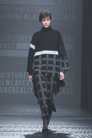 ハレ(HARE)2018-19年秋冬コレクション - 混沌の中に隠れたジャポニズム｜写真15