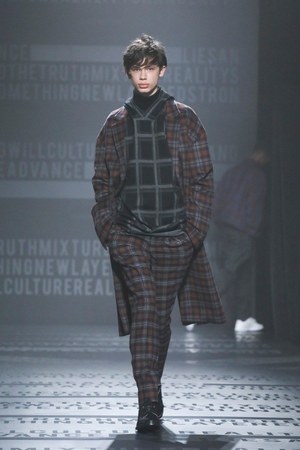 ハレ(HARE)2018-19年秋冬コレクション - 混沌の中に隠れたジャポニズム｜写真16