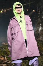 TTT_MSW 2018-19年秋冬コレクション - 山道に降り立ったマフィアが放つ唯一無二の存在感｜写真5