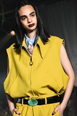 TTT_MSW 2018-19年秋冬コレクション - 山道に降り立ったマフィアが放つ唯一無二の存在感｜写真17