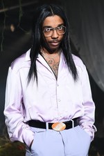 TTT_MSW 2018-19年秋冬コレクション - 山道に降り立ったマフィアが放つ唯一無二の存在感｜写真19