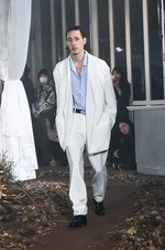 TTT_MSW 2018-19年秋冬コレクション - 山道に降り立ったマフィアが放つ唯一無二の存在感｜写真20