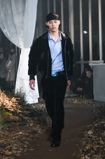 TTT_MSW 2018-19年秋冬コレクション - 山道に降り立ったマフィアが放つ唯一無二の存在感｜写真26