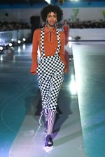 G.V.G.V. 2018年秋冬コレクション - サイケデリックな柄×刺激的な着こなし｜写真15