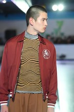 G.V.G.V. 2018年秋冬コレクション - サイケデリックな柄×刺激的な着こなし｜写真18