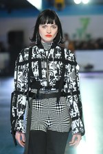 G.V.G.V. 2018年秋冬コレクション - サイケデリックな柄×刺激的な着こなし｜写真20