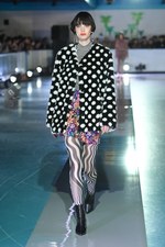 G.V.G.V. 2018年秋冬コレクション - サイケデリックな柄×刺激的な着こなし｜写真28