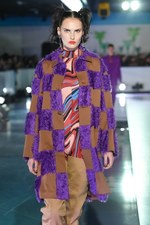 G.V.G.V. 2018年秋冬コレクション - サイケデリックな柄×刺激的な着こなし｜写真40